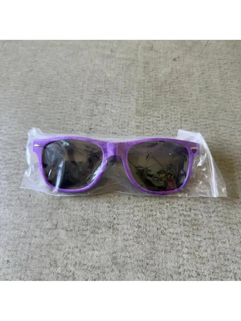 Retro Square Sunglasses / purple